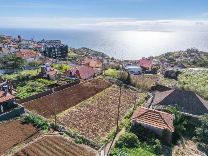 Terreno para Venda em Canhas Foto 27