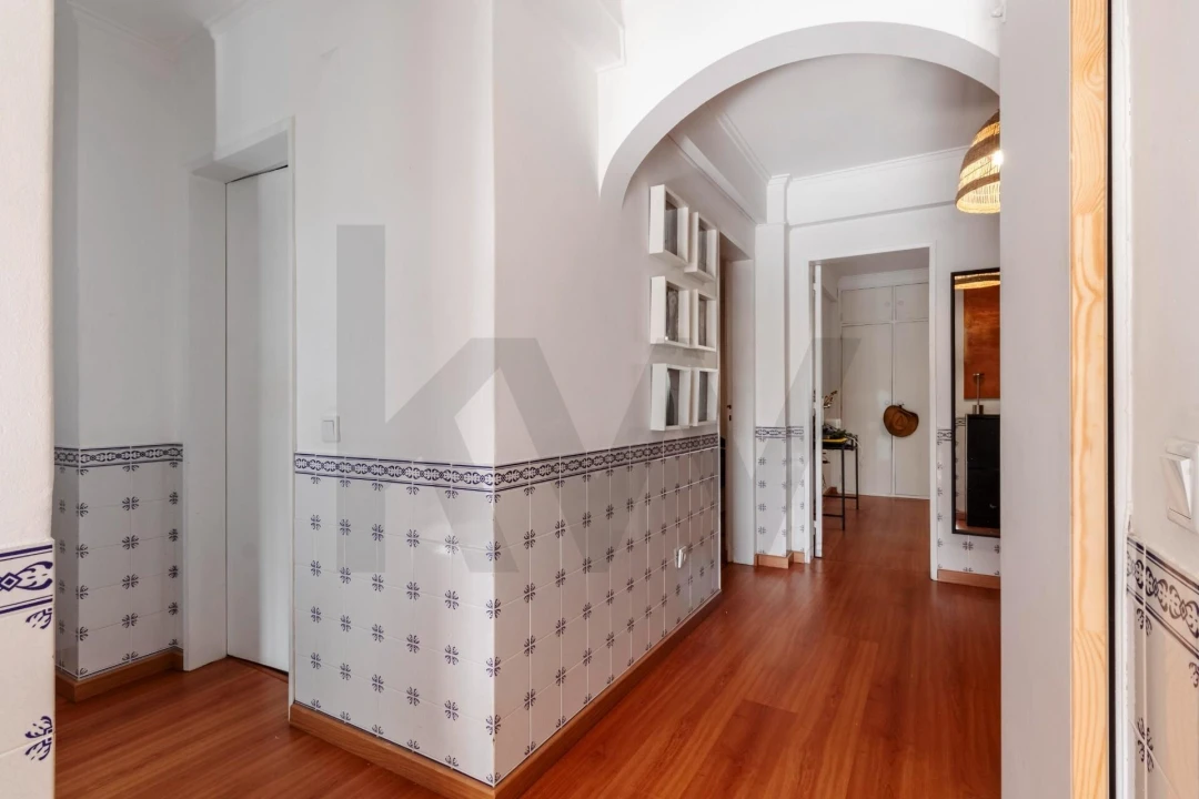 Apartamento T2 para Venda em Carnaxide e Queijas Foto 18