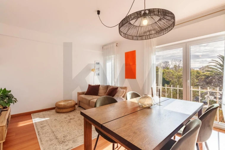 Apartamento T2 para Venda em Carnaxide e Queijas Foto 2