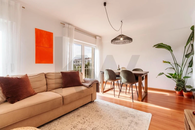 Apartamento T2 para Venda em Carnaxide e Queijas Foto 3