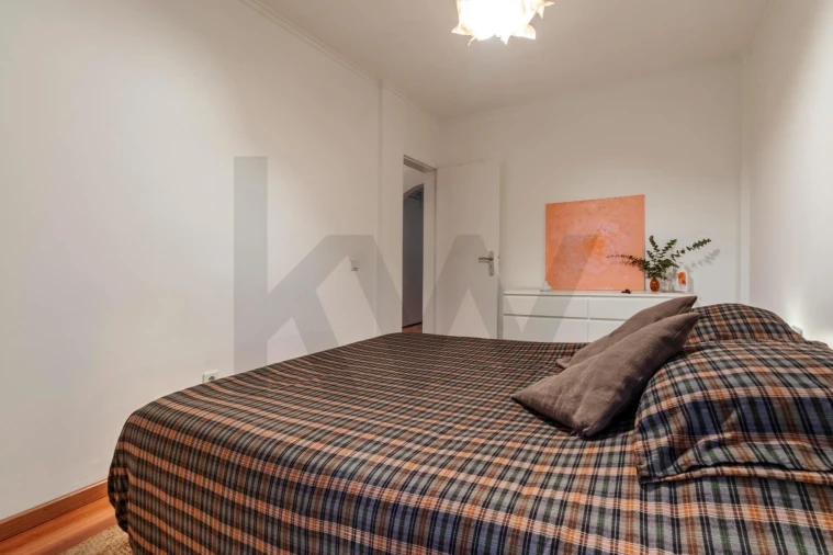 Apartamento T2 para Venda em Carnaxide e Queijas Foto 17