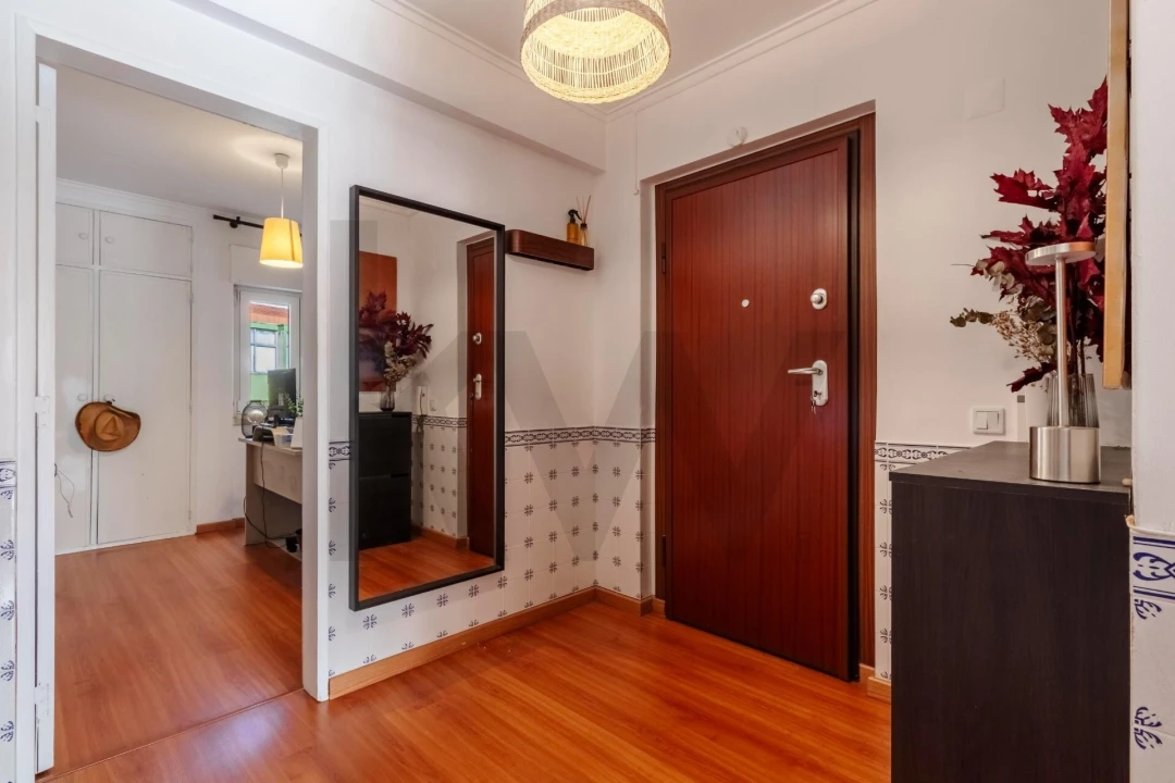 Apartamento T2 para Venda em Carnaxide e Queijas Foto 23