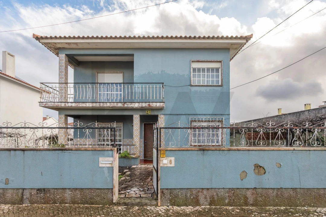 Moradia T5 para Venda em Algueirão-Mem Martins Foto 3