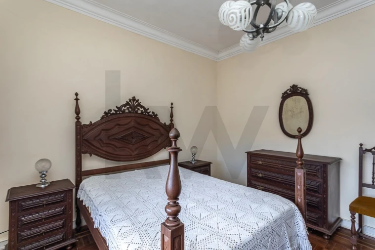 Moradia T5 para Venda em Algueirão-Mem Martins Foto 45