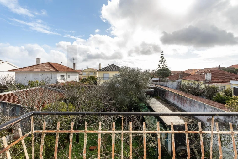 Moradia T5 para Venda em Algueirão-Mem Martins Foto 59