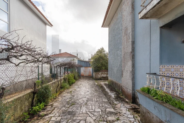 Moradia T5 para Venda em Algueirão-Mem Martins Foto 6