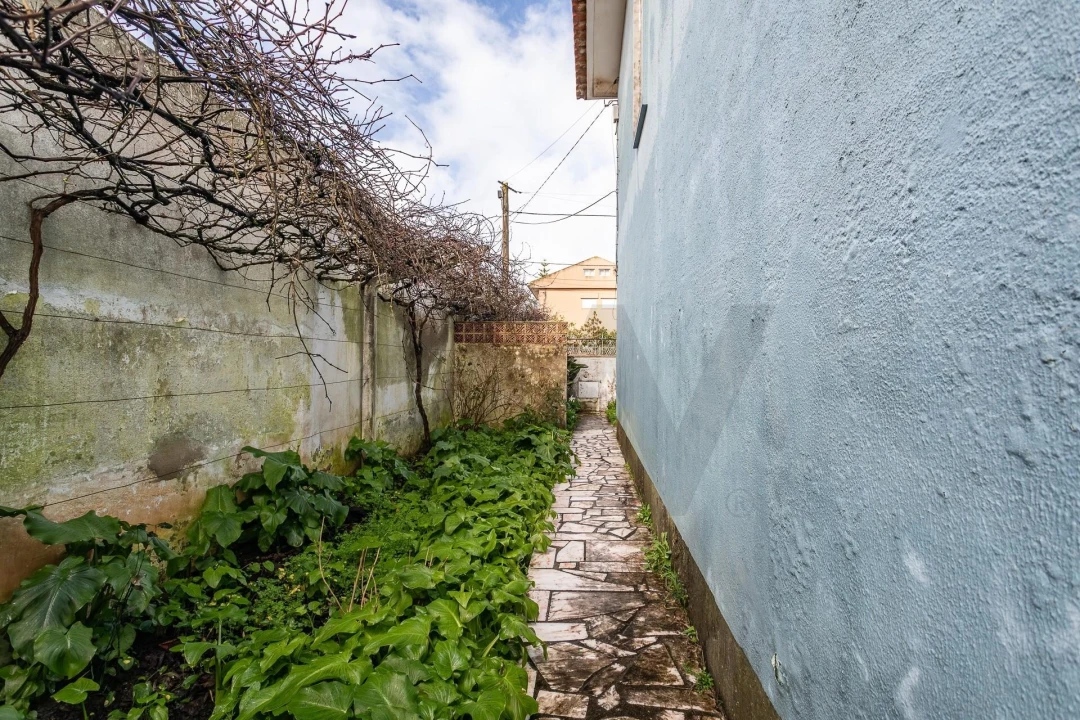 Moradia T5 para Venda em Algueirão-Mem Martins Foto 8