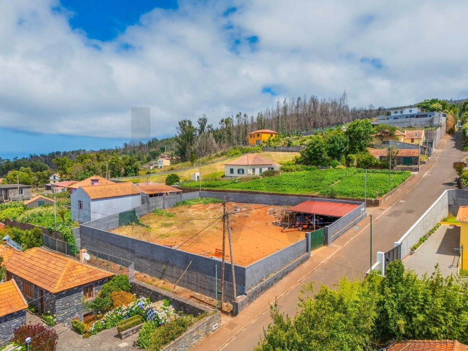 Terreno para Venda em Achadas da Cruz Foto 4