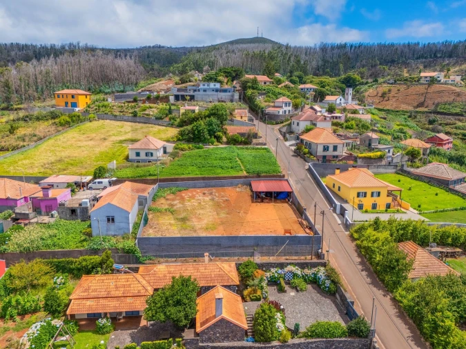 Terreno para Venda em Achadas da Cruz Foto 9