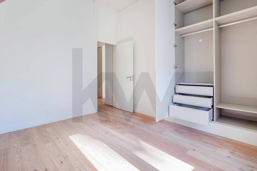 Apartamento T2 para Venda em Santo António Foto 26