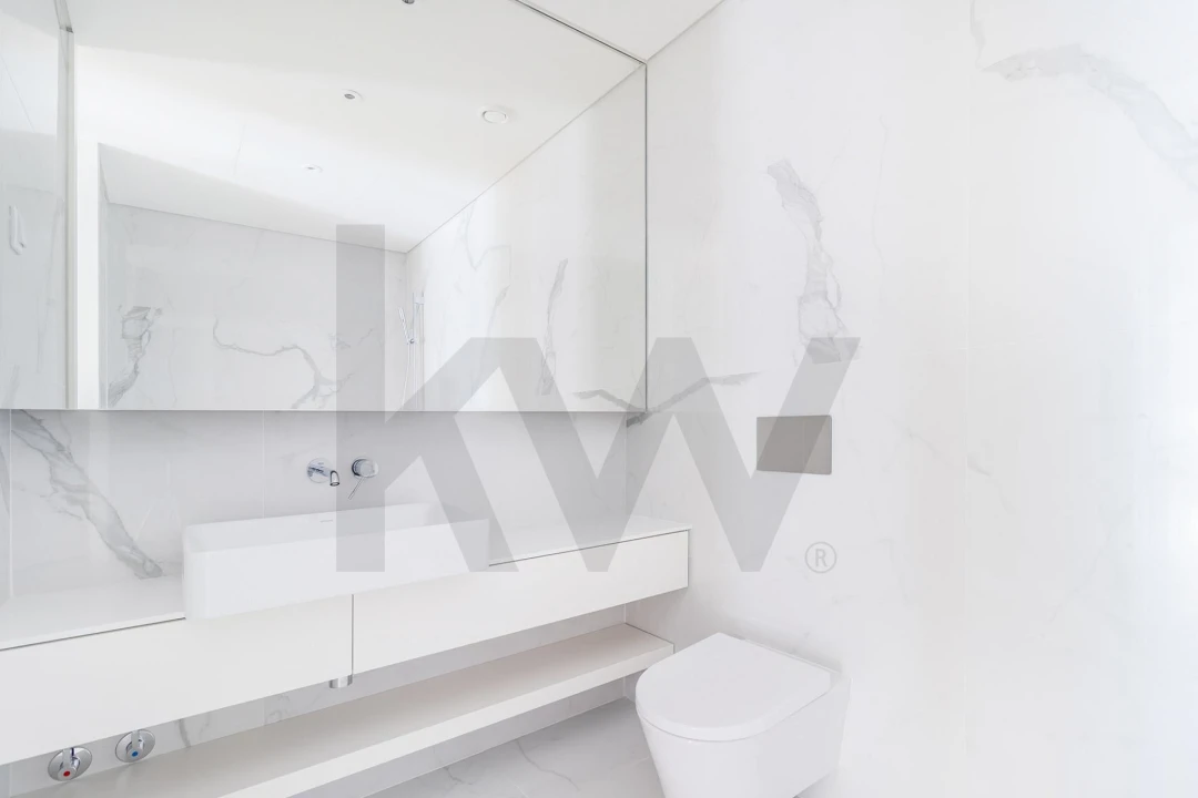 Apartamento T2 para Venda em Santo António Foto 19