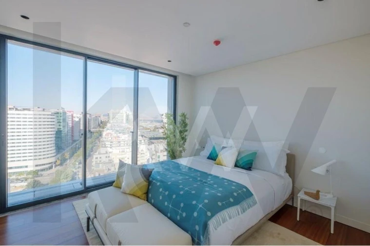 Apartamento T4 para Venda em Olivais Foto 13