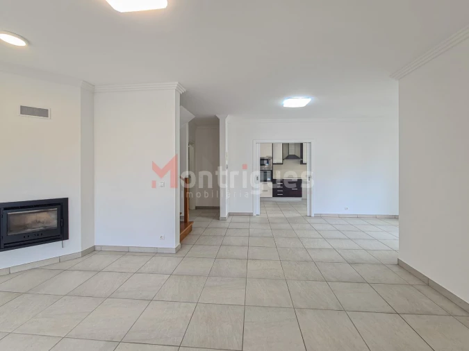 Moradia T3 para Venda em Ericeira Foto 9