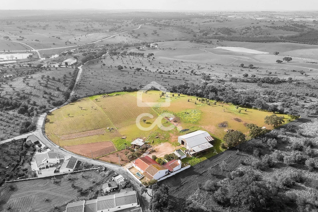 Quinta T5 para Venda em Nossa Senhora de Machede Foto 1