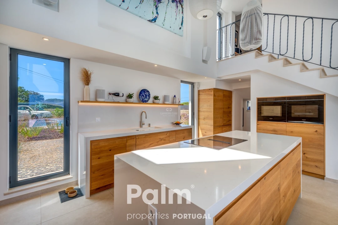 Moradia T4 para Venda em Ferragudo Foto 7