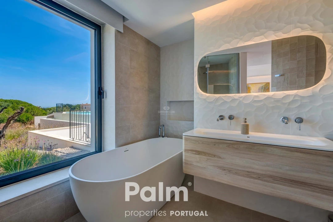 Moradia T4 para Venda em Ferragudo Foto 60