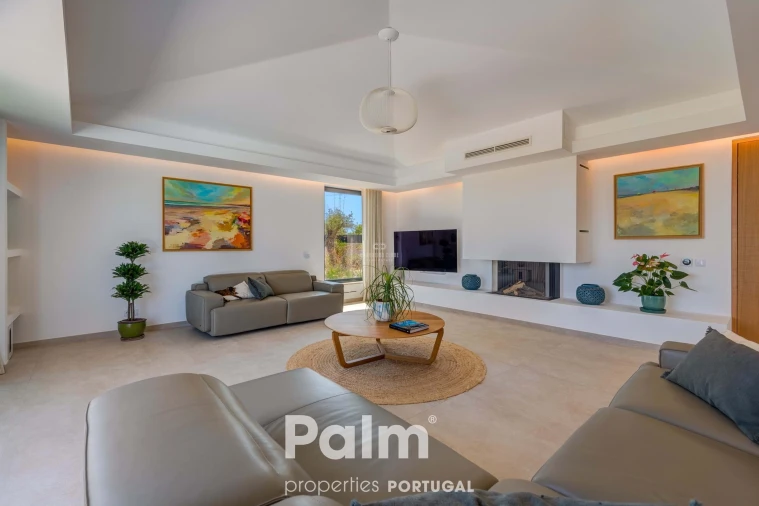 Moradia T4 para Venda em Ferragudo Foto 15