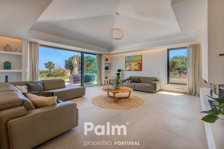 Moradia T4 para Venda em Ferragudo Foto 13