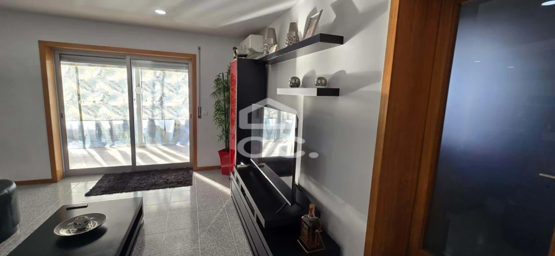 Moradia T3 para Venda em Selho (São Cristovão) Foto 3