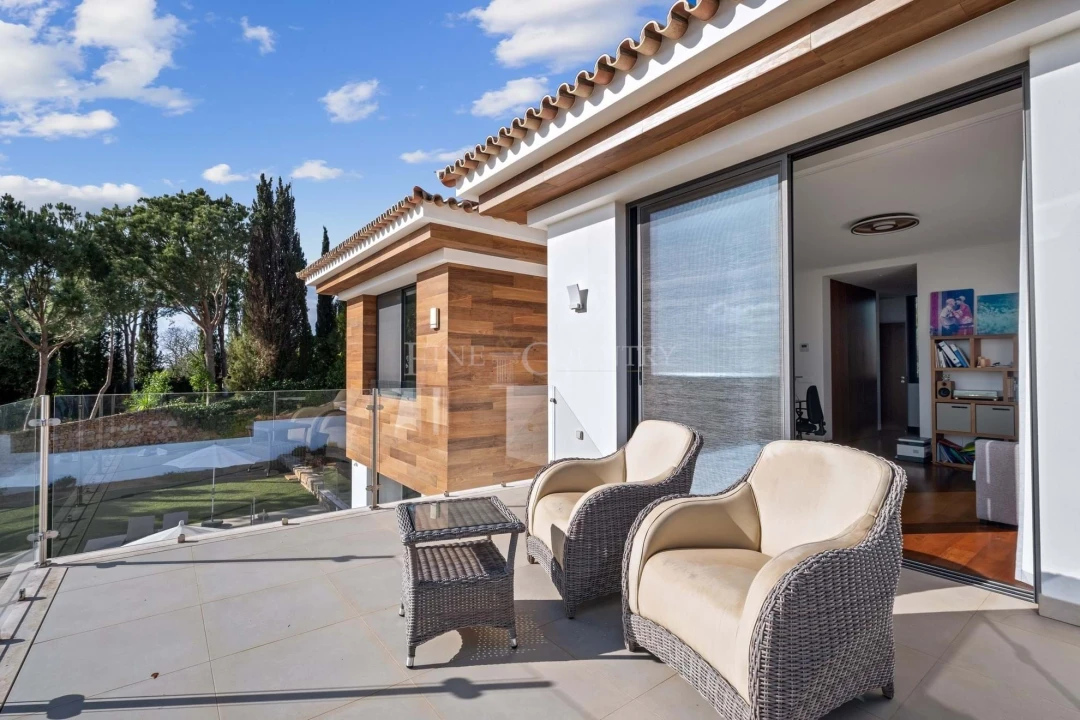 Moradia T4 para Venda em Almancil Foto 23