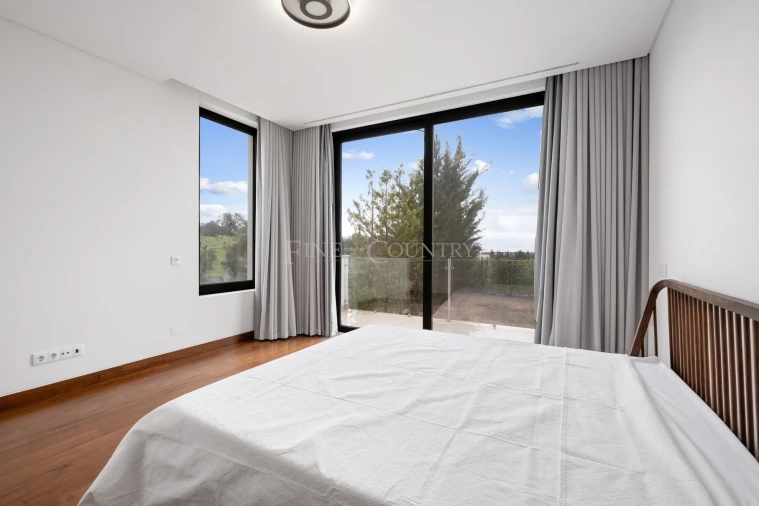 Moradia T4 para Venda em Almancil Foto 27