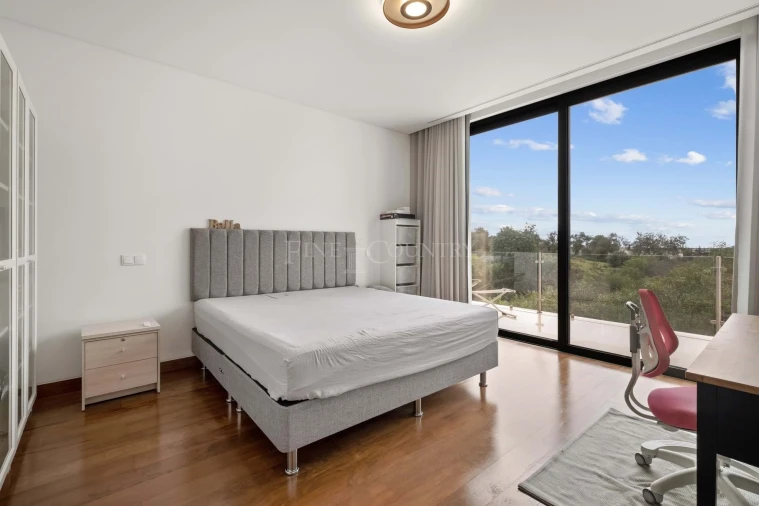 Moradia T4 para Venda em Almancil Foto 24