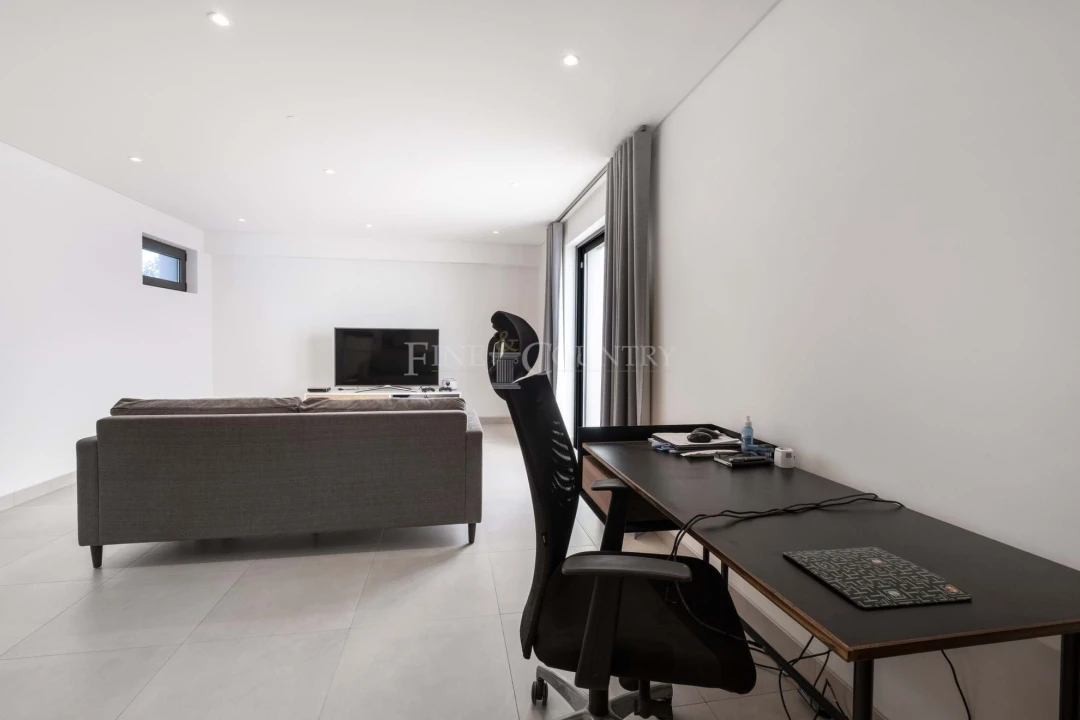 Moradia T4 para Venda em Almancil Foto 34