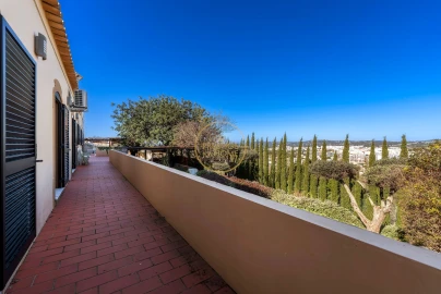 Moradia T3 para Venda em Loule (São Clemente)