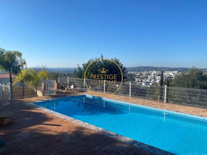 Moradia T3 para Venda em Loule (São Clemente)