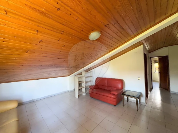 Moradia T2 para Venda em Sesimbra (Castelo) Foto 11