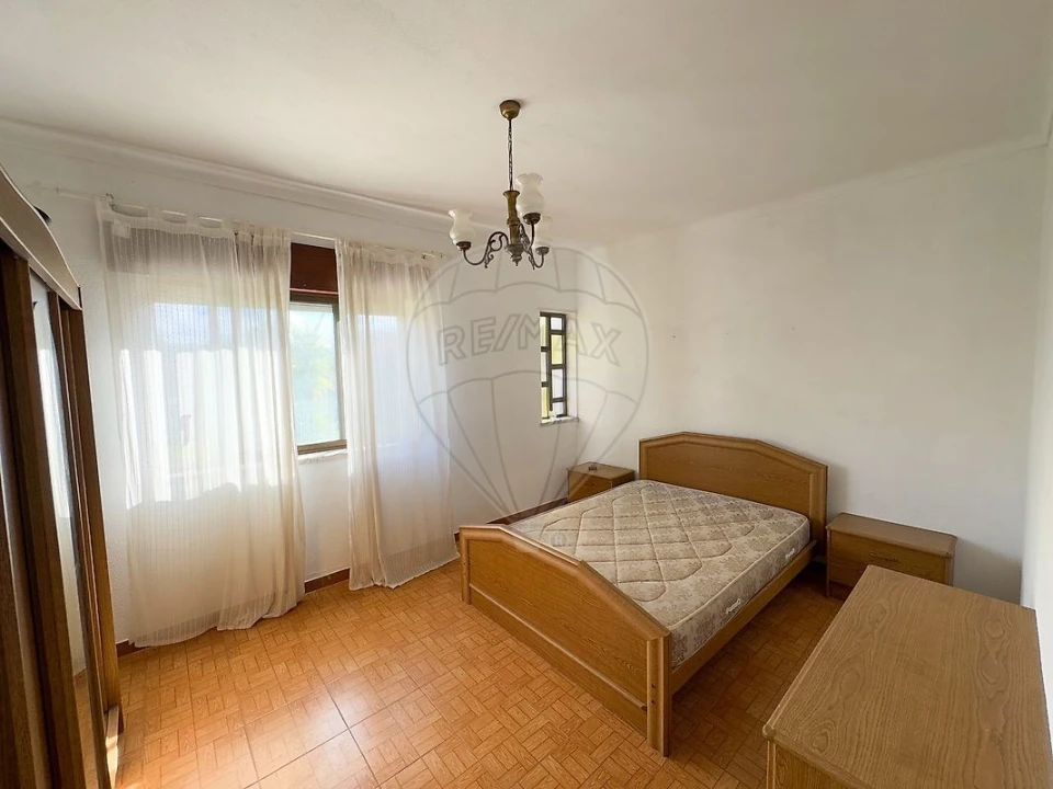 Moradia T2 para Venda em Sesimbra (Castelo) Foto 8