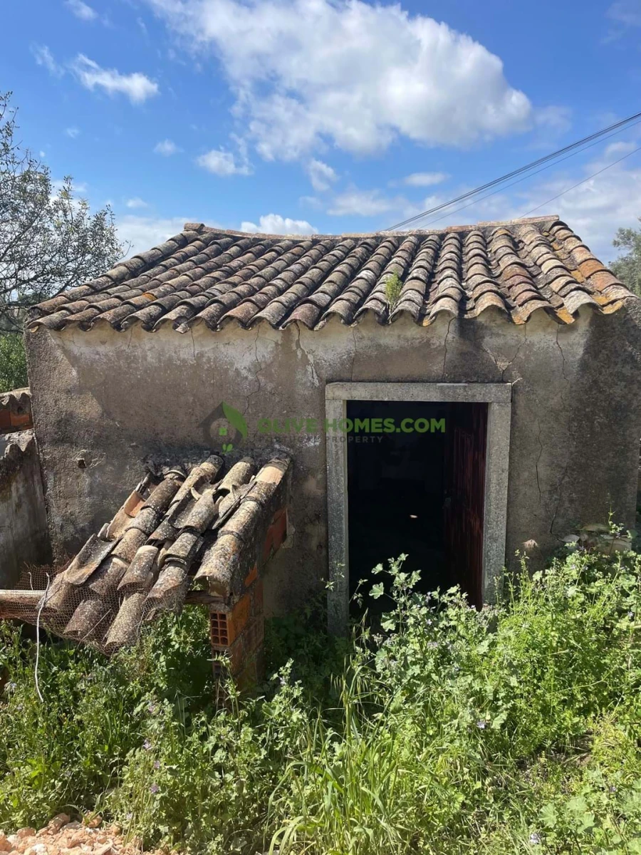 Moradia T6 para Venda em Loule (São Sebastião) Foto 13