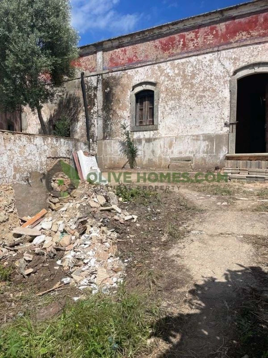 Moradia T6 para Venda em Loule (São Sebastião) Foto 18