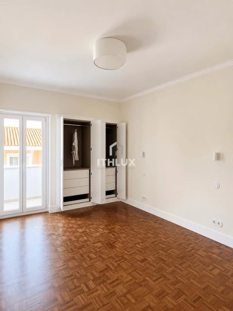 Apartamento T2 para Arrendamento em Oeiras e São Julião da Barra, Paço de Arcos e Caxias