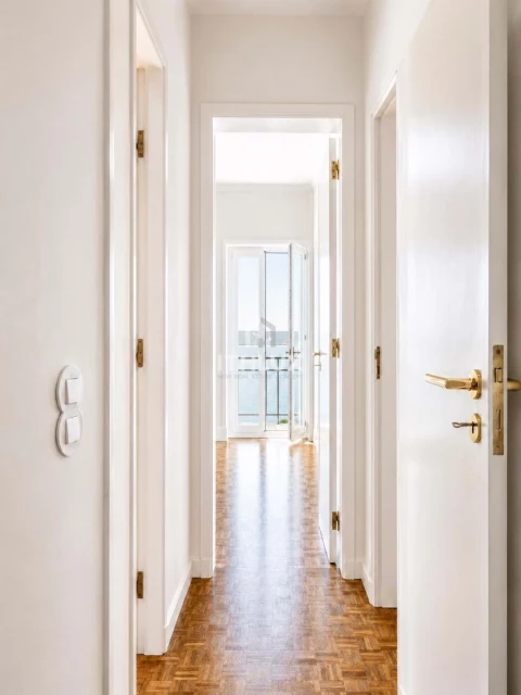 Apartamento T2 para Arrendamento em Oeiras e São Julião da Barra, Paço de Arcos e Caxias