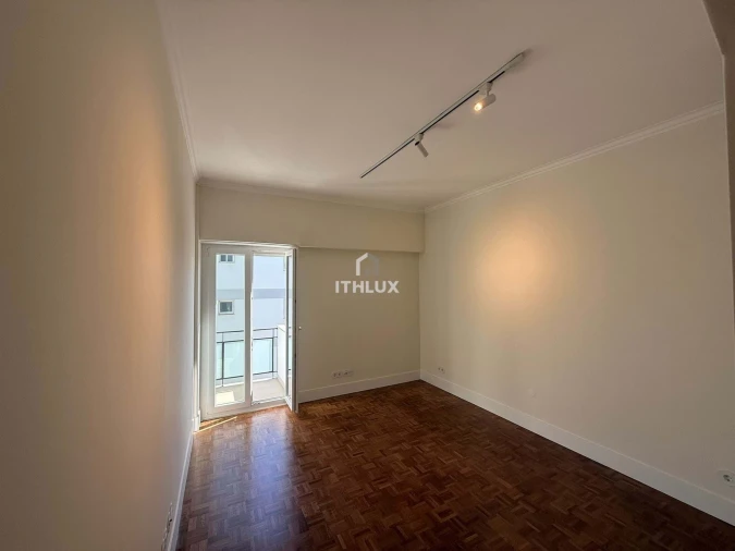 Apartamento T2 para Arrendamento em Oeiras e São Julião da Barra, Paço de Arcos e Caxias Foto 9