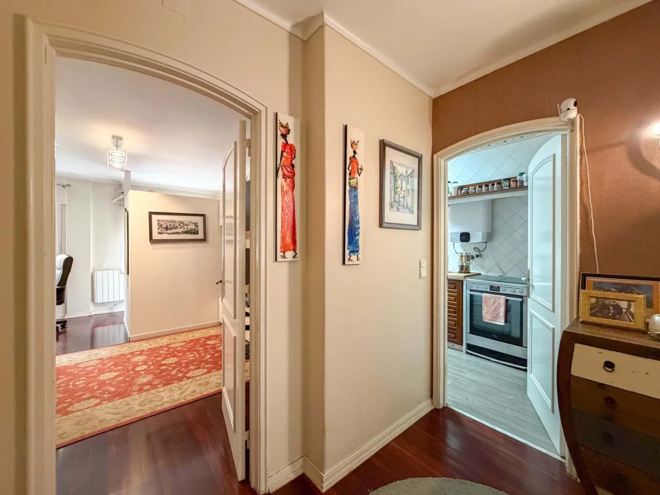Apartamento T1 para Venda em Carcavelos e Parede Foto 7