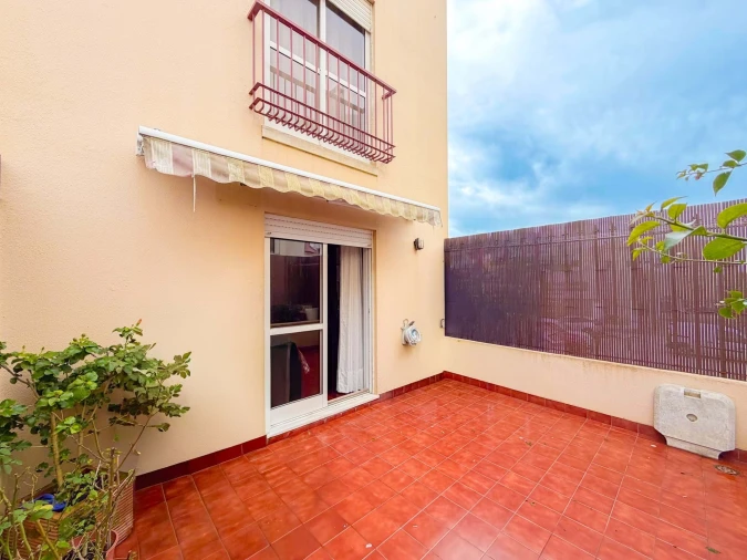 Apartamento T1 para Venda em Carcavelos e Parede Foto 18