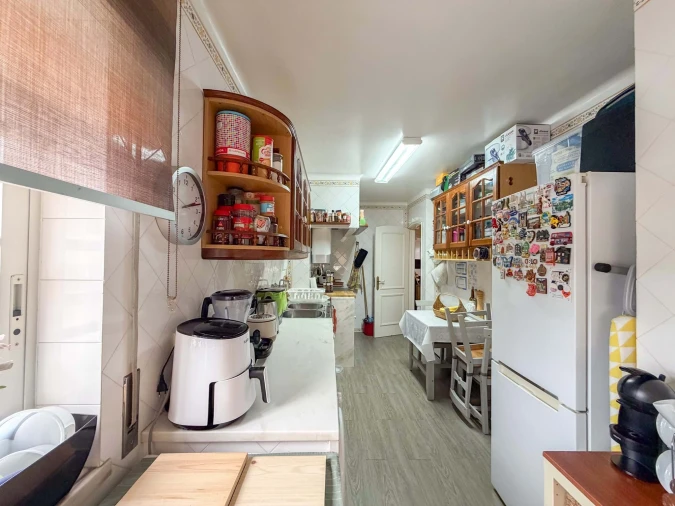 Apartamento T1 para Venda em Carcavelos e Parede Foto 10