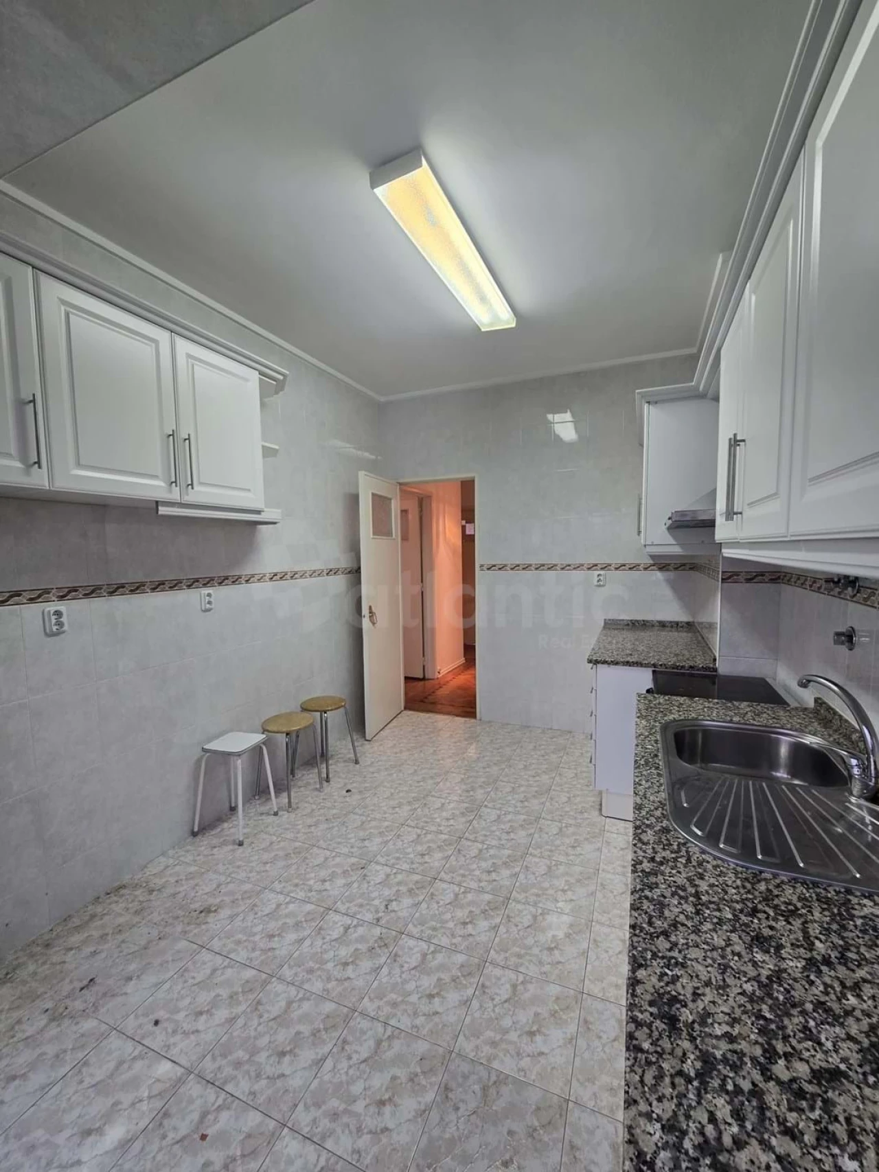 Apartamento T2 para Venda em Águas Livres Foto 13