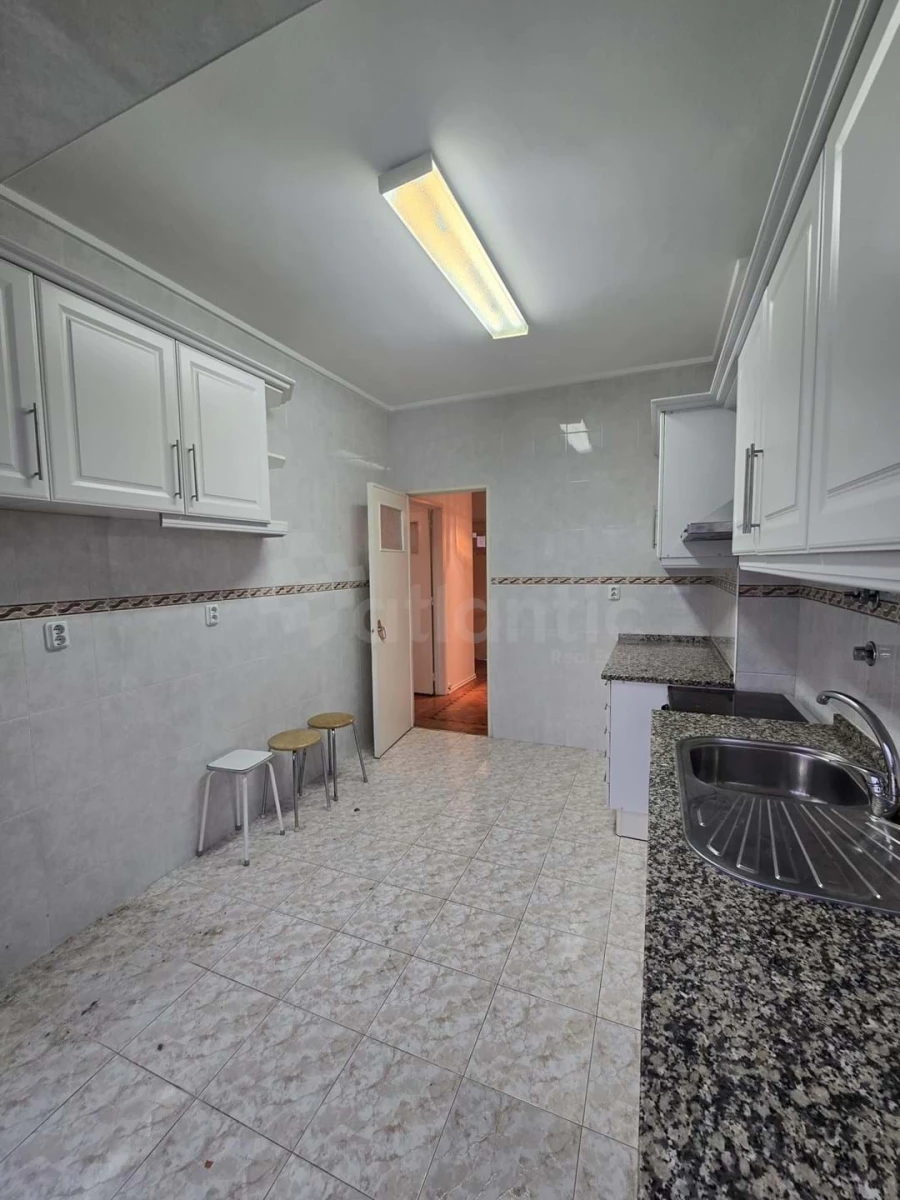 Apartamento T2 para Venda em Águas Livres Foto 13