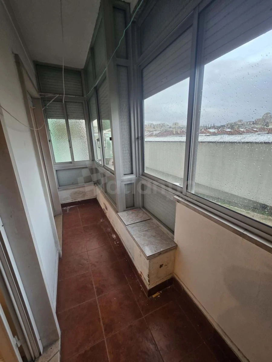 Apartamento T2 para Venda em Águas Livres Foto 6