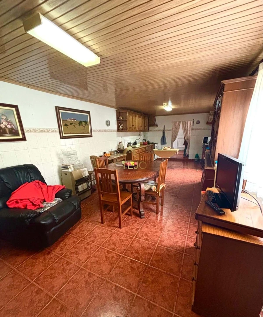 Moradia T4 para Venda em Alvalade Foto 17