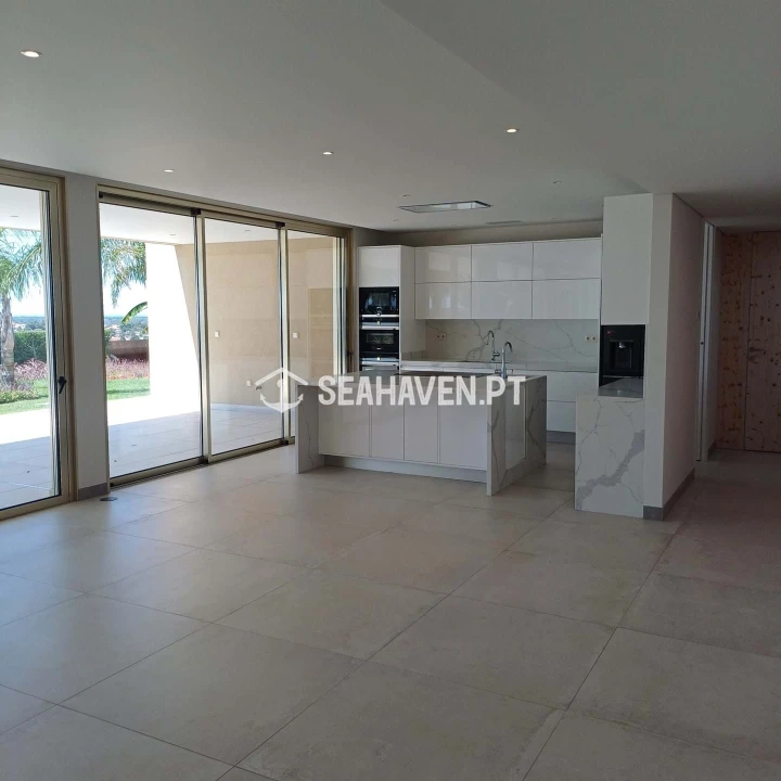 Moradia T4 para Venda em Almancil Foto 3