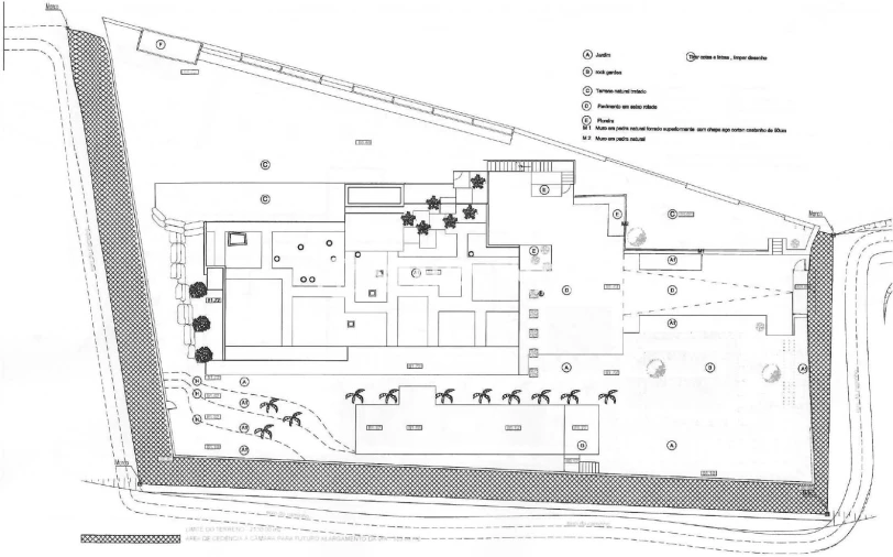 Moradia T4 para Venda em Almancil Foto 14