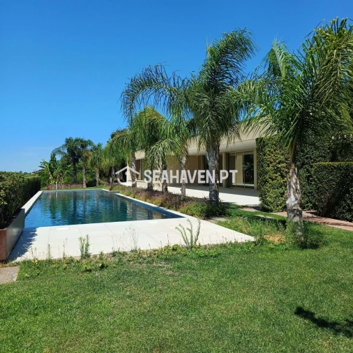 Moradia T4 para Venda em Almancil Foto 11