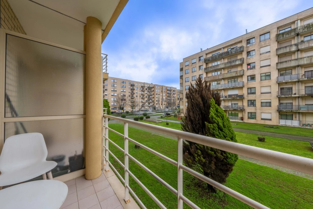 Apartamento T2 para Venda em Valongo Foto 18