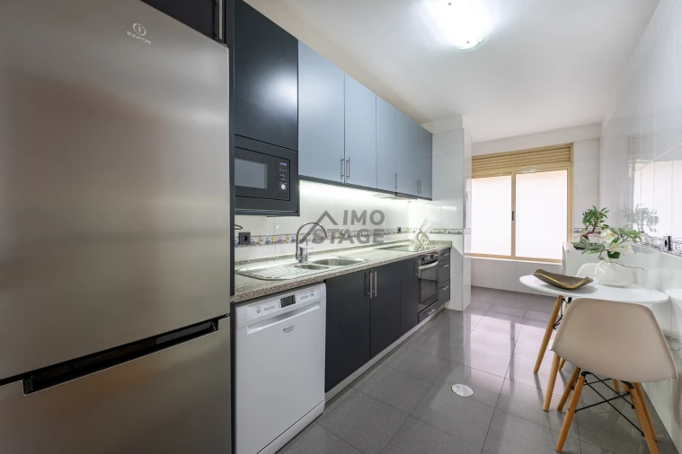 Apartamento T2 para Venda em Valongo Foto 9