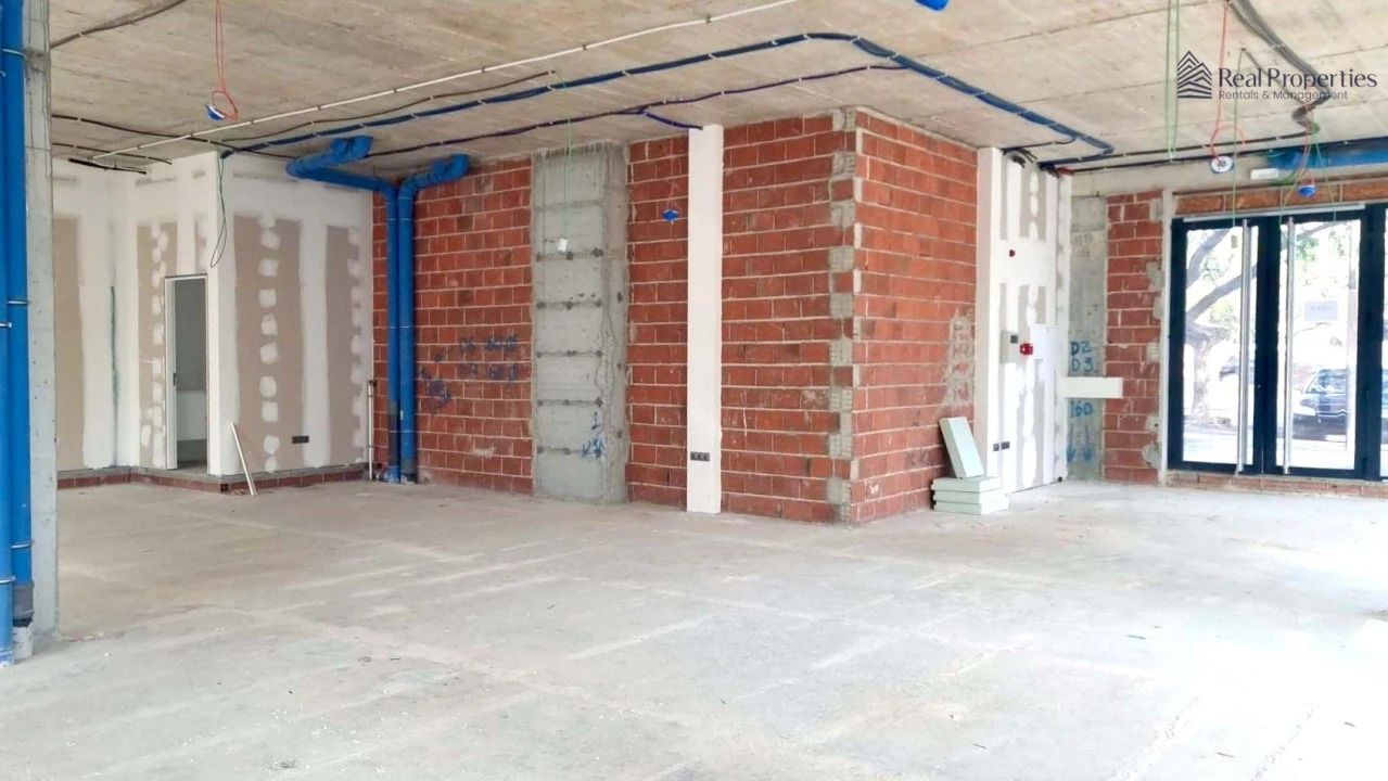 Negócio para Venda em Quarteira Foto 10