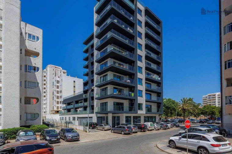 Negócio para Venda em Quarteira Foto 4